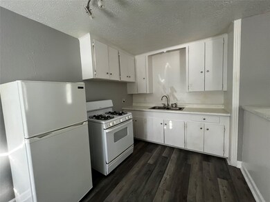4010 Reid St unit 4, Houston, TX 77026 - photo 4
