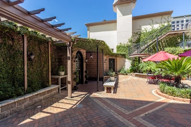 2102 Post Office St unit 8, Galveston, TX 77550 - photo 3