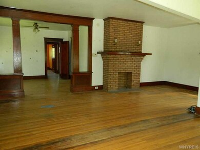 Living Room.