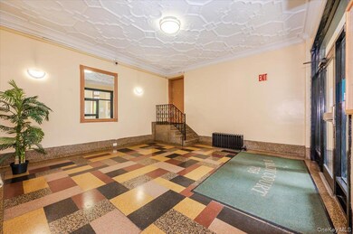 758 Brady Ave unit 214, Bronx, NY 10462 - photo 2