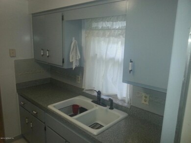 4420 Packard Dr, Jacksonville, FL 32246 - photo 2