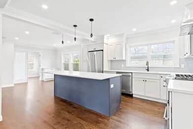 9 Noble St unit 9, West Newton, MA 02465 - photo 6