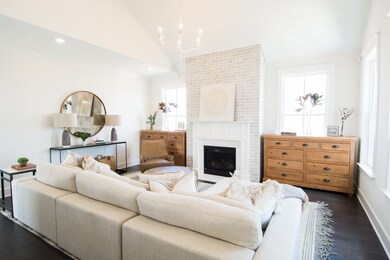 Pictures from Model in Tollgate Village