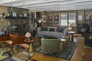 _DSC5107livingroom