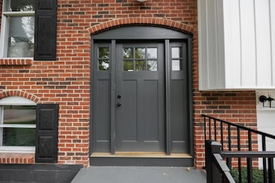 3027 Kilcullen Dr, Columbus, OH 43221 - photo 3