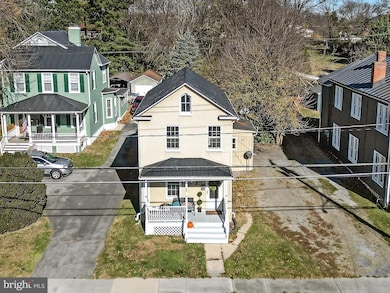 306 E Main St, Berryville, VA 22611 - photo 3