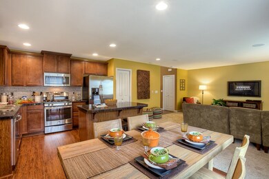 16712 West Hill Dr E, Bonney Lake, WA 98391 - photo 2