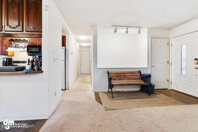 04-hallway & entry_kc_08151