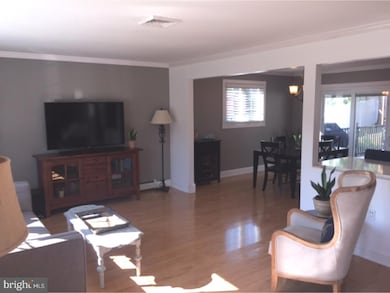 518 Penrose Ln, Warminster, PA 18974 - photo 4