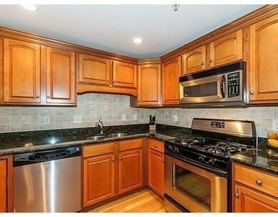 558 E Merrimack St unit 36, Lowell, MA 01852 - photo 3