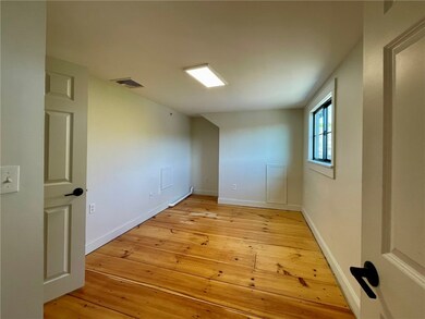 5 John St unit 2, Bristol, RI 02809 - photo 6