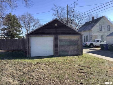 2311 W 3rd St, Davenport, IA 52802 - photo 6