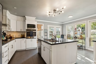 8413 Shadowood Ave, Broken Arrow, OK 74011 - photo 4