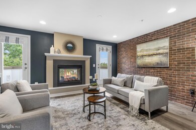 824 Snowden Hallowell Way, Alexandria, VA 22314 - photo 7