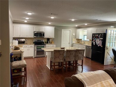 157 Spring Creek Dr, Pineville, LA 71360 - photo 3