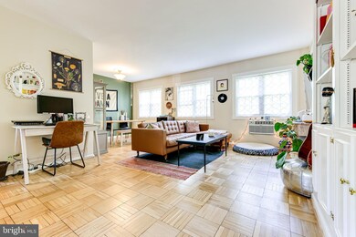 3247 Martha Custis Dr, Alexandria, VA 22302 - photo 4