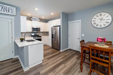 Kitchen & nook