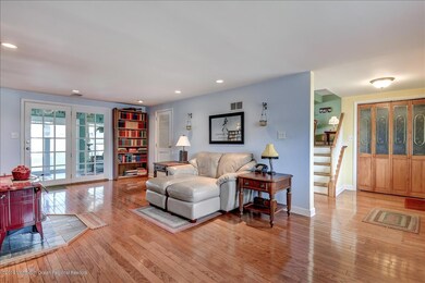 611 Laurel Ave, Hazlet, NJ 07730 - photo 3