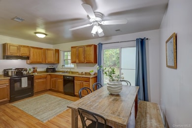 3 Wilson Commons, Yaphank, NY 11980 - photo 5