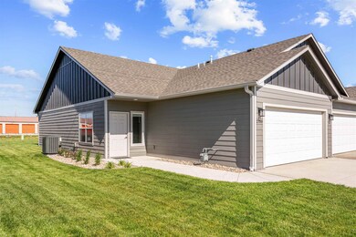 2738 Tim Rogers Ln, Salina, KS 67401 - photo 2