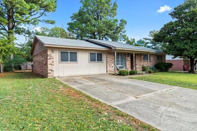 307 Glen Oaks Rd, Bonham, TX 75418 - photo 2