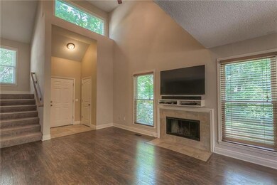 8911 Hauser St, Lenexa, KS 66215 - photo 4