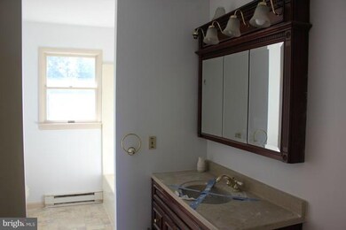 1132 Olive Dr, Greencastle, PA 17225 - photo 5