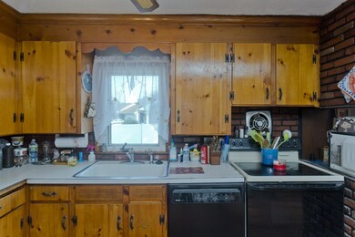 78 Mccarthy Ave, Chicopee, MA 01020 - photo 6