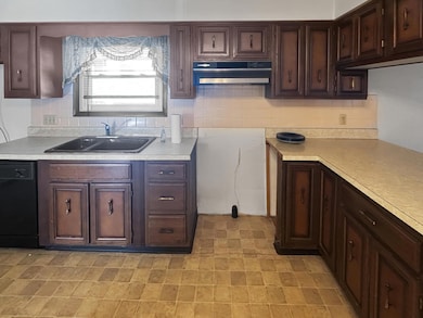 626 Birt St, Greenville, OH 45331 - photo 6