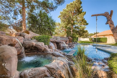 6661 N Rainbow Blvd, Las Vegas, NV 89131 - photo 3