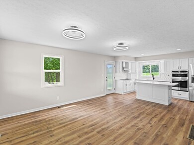 8948 Wn Royster Rd, Robards, KY 42452 - photo 3