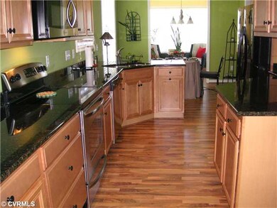 Exterior Front - Fabulous, open Kitchen & Breakfas