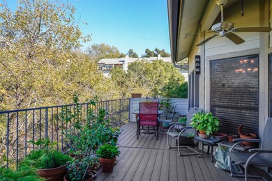 Deck featuring a ceiling fan