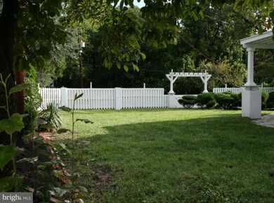 651 Queenstown Rd, Severn, MD 21144 - photo 2