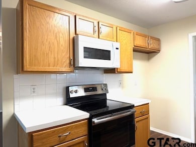 1805 Park Lane Cir, Jacksonville, TX 75766 - photo 6