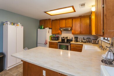 1310 Branstetter Ln, Redding, CA 96001 - photo 6