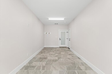 Flex Room