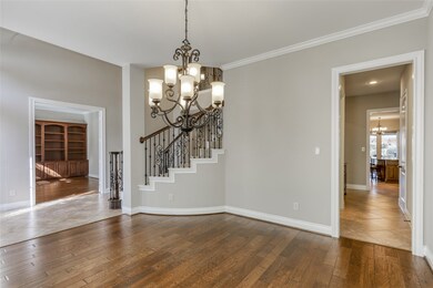 Dining room with access through butler pantry to kitchen for easy access!