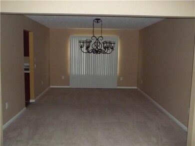 3659 Pickwick Cir, Plainfield, IN 46168 - photo 3
