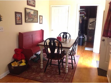 104 Orleans St, Johnson City, TN 37601 - photo 4