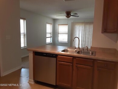 4609 Playschool Dr, Jacksonville, FL 32210 - photo 5