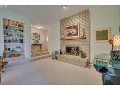 2455 SW Gregory Dr, West Linn, OR 97068 - photo 3