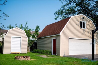 Garage/Shed