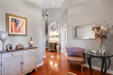 612 Burgess Cir, Aurora, OH 44202 - photo 2