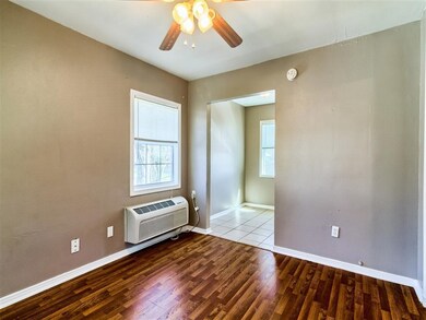 513 E 20th St unit 8, Houston, TX 77008 - photo 3