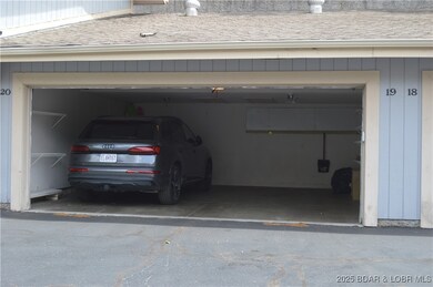 68 Branch Rd unit 314, Lake Ozark, MO 65049 - photo 4