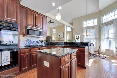 9 Spinnaker Dr, South Amboy, NJ 08879 - photo 4