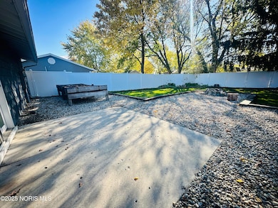 1210 Bavarian Ln, Bryan, OH 43506 - photo 3