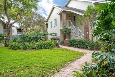 101 W Park Shores Cir unit 2W, Vero Beach, FL 32963 - photo 2