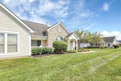 1243 Dunhurst St unit 12434, Circleville, OH 43113 - photo 3